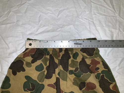 YOUTH BRUCE ELLIOT DUCK DOT PATTERN CAMOUFLAGE RUNNING SHORTS WAIST 20 XSMALL - Picture 7 of 12