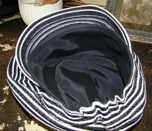 Ladies Blue White Brim Tilt Newsboy Cabby Type JOY DORCEY NY Union USA Dress Hat - Picture 8 of 9