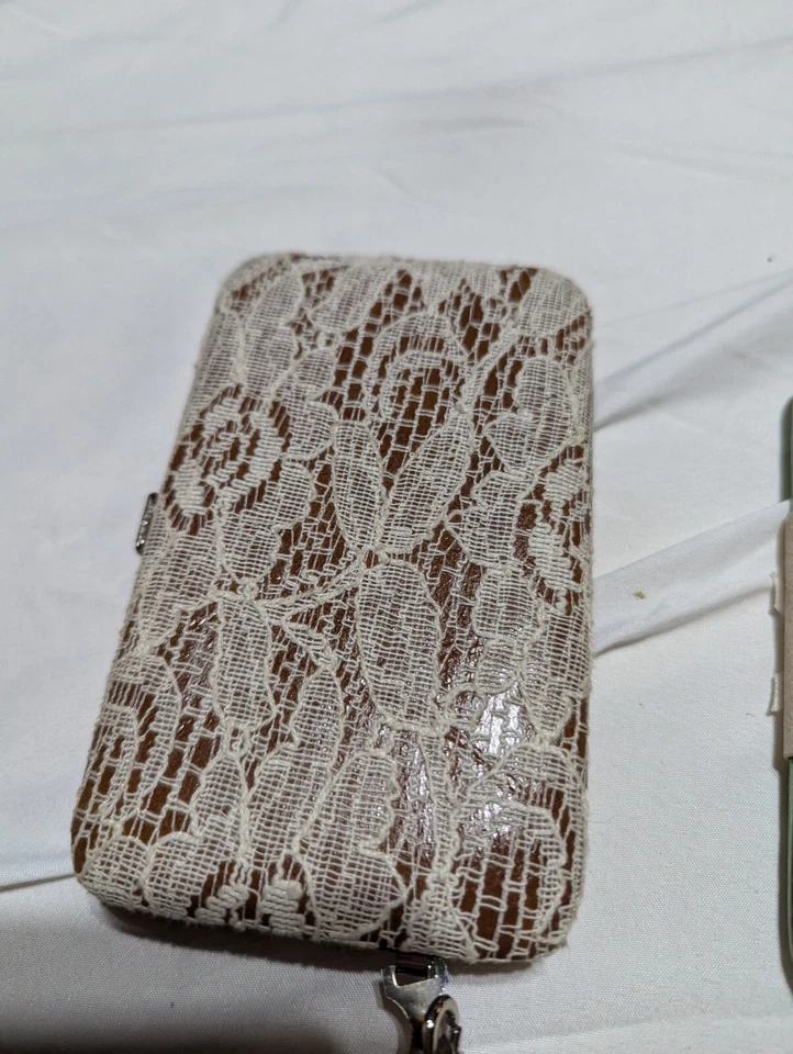 Paquete de 2 fundas tipo folio de cuero para iPhone 4S iPhone 4 con bolsillo para tarjetas bronceado/beige Foto 4 de 4