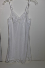 Formfit Rogers White Full Slip with Lace Size 34 Short 12-14