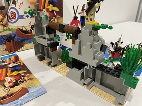 LEGO Western: Boulder Cliff Canyon (6748) With Box and Manual