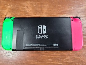 Nintendo Switch HAC-001 32GB Console Bundle w/ Joy Cons + Box + Accessories