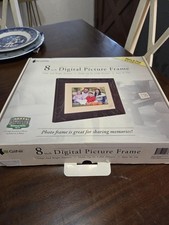 GiiNii 8 Inch Digital Picture Frame -Store Up to 3200 Photos 8 Display Wooden