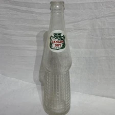 BUFFALO NEW YORK CANADA DRY WATER SODA BOTTLE 10 OZ ACL DECO  SCARCE