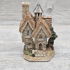 David Winter Sir Perceval's King Arthur Collection Cottage 4in Detailed