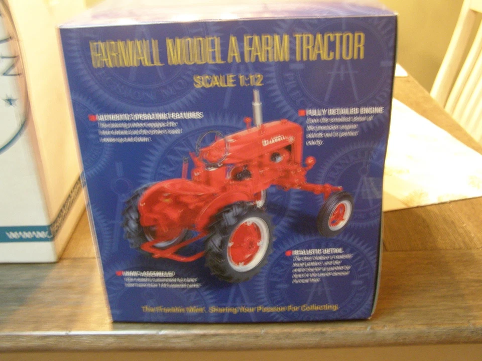 Franklin Mint 1/12 International McCormick Farm-All Model A wide front tractor - Image 3 of 4