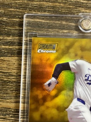 2025 Topps Stadium Club Chrome Shohei Ohtani Auto Gold /10 On Card