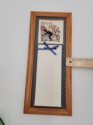 Vintage Needlepoint Cats Wall Message Note Pad Holder Handmade Wood Frame 15x6.5 - Picture 11 of 18