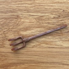 Sylvanian Families Highfields Barn Farm Stable SPARES Manure Digging Pitch Fork