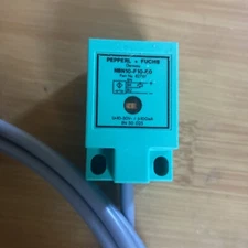 PEPPERL & FUCHS NBN10-F10-E0 Inductive Sensor. New!! Free Shipping