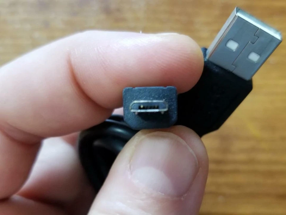 Cable de carga de datos micro USB LG auténtico/genuino "NUEVO" 4 pies Foto 3 de 3