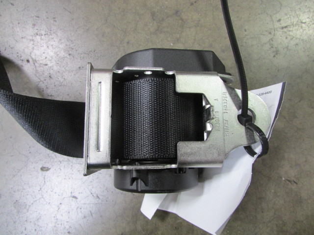Maserati Ghibli, Rear Outer Seat Belt, Black, Used, P/N 670017437