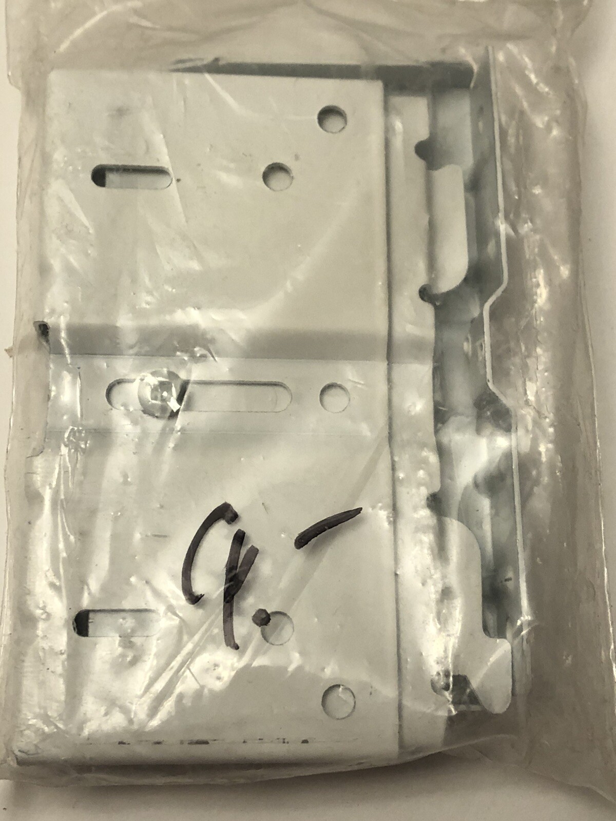 New Old Stock Vintage KIRSCH CONTINENTAL CURTAIN ROD BRACKET (6617E25