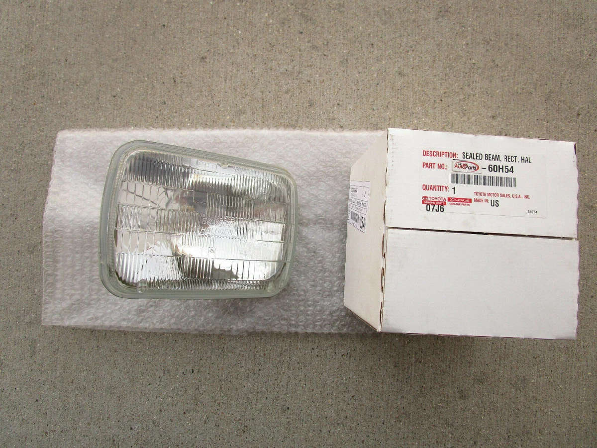 82 93 TOYOTA CELICA FRONT RH SIDE SYLVANIA HALOGEN HEADLIGHT SEALED BEAM NEW