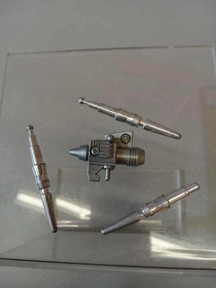 1984 Transformers G1 Prowl пусковая установка и 3 ракеты винтажный - Изображение 2 из 2