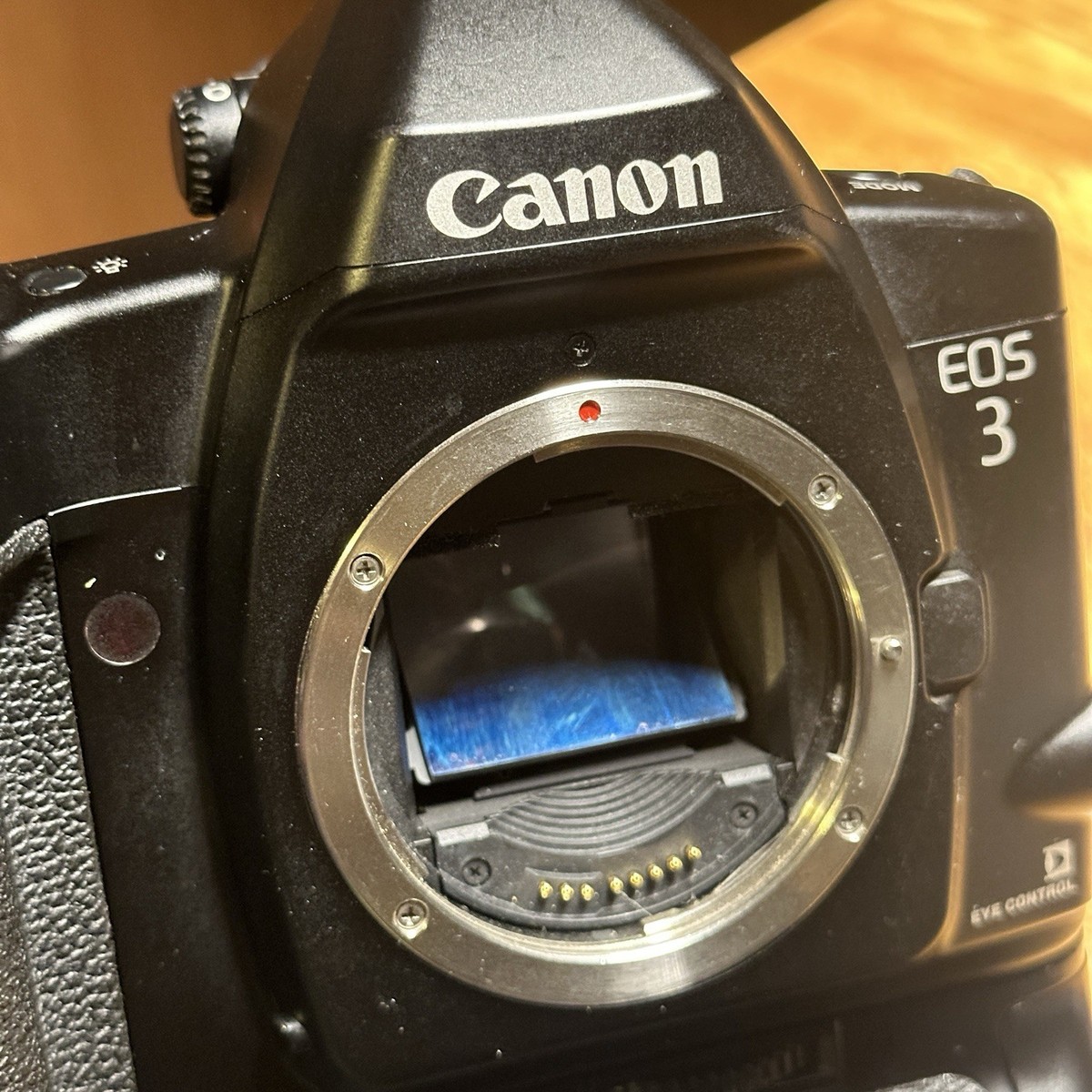 Canon EOS 3 EOS-3 SLR 35mm Film Camera Body With Battery Grip | eBay