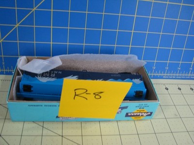 HO ACCURAIL/ATHEARN RMR NMRA 25 YEARS (WOODEN) 50' REFRIGERATOR CAR  (R-8)