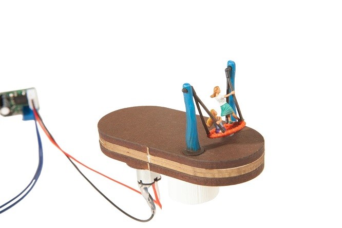 Noch 13402 - H0 Micro-Motion Bird Nest Swing - New