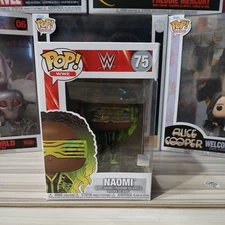 Funko Pop! Sports: WWE - Naomi (Chase) (Glows in the Dark) Vinyl Figure
