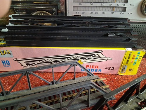 Ho Scale Model Railroading Bridge And Girder Lot Free Shipping - Picture 2 of 2