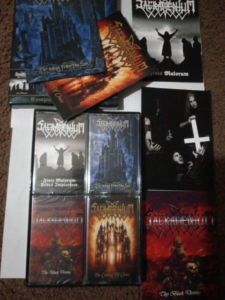a cassette box of the band sacramentum all new signed by the band With LG Flag  Foto 3 de 4