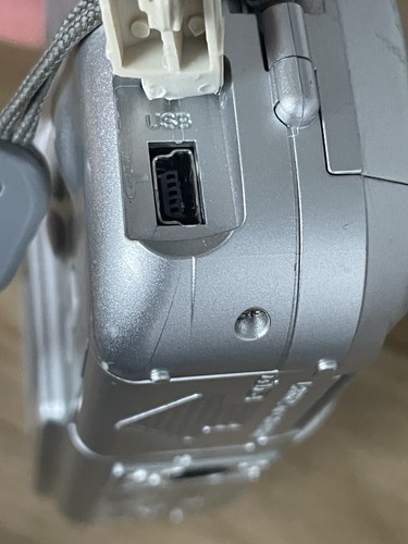 Olympus Digital Camera Camedia C-150 2.0MP Silver Tested Working Great Condition - Picture 22 of 24