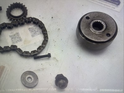 B2-13 Engine Lot Parts Shaft Chain 1999 Kawasaki Ninja ZX11 Zx-11