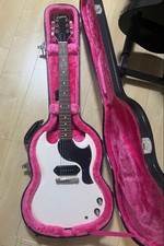 Epiphone SG Junior Yungblud Signature E-Gitarre getestet mit Hartschalenkoffer