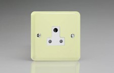 Round Pin Socket White 5A Lily Chocolate Varilight XYRP5AW.WC