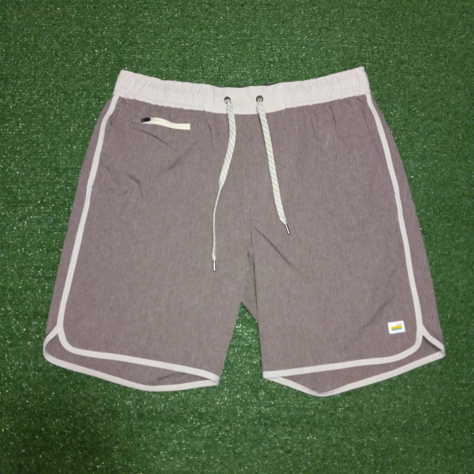 Vuori Banks Shorts Linerless Elastic Waist Pockets V330 Mens Medium