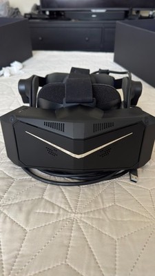 Pimax Crystal Light VR Headset + Controllers   Upgraded to Crystal Super