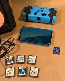 Nintendo 3DS Bundle - Console, Bag, Games, SD Card, Case, Charger
