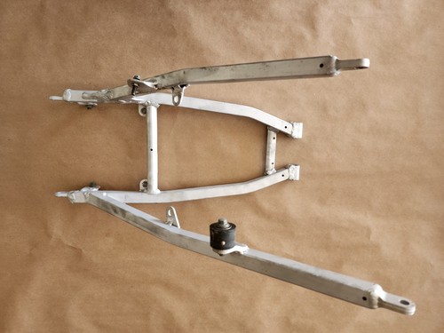 2002 Yamaha YZ250 YZ 250 Subframe - Picture 4 of 4