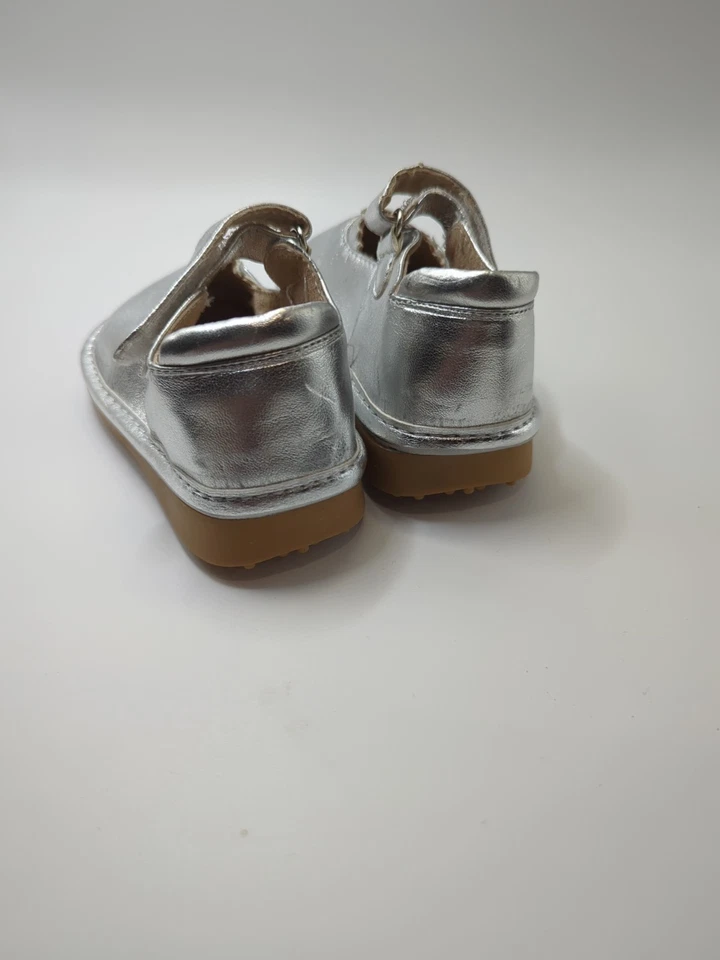 Zapatos Mooshu Trainer Plateados Niñas Gancho y Lazo Talla 4 EE. UU. Niños Foto 3 de 4