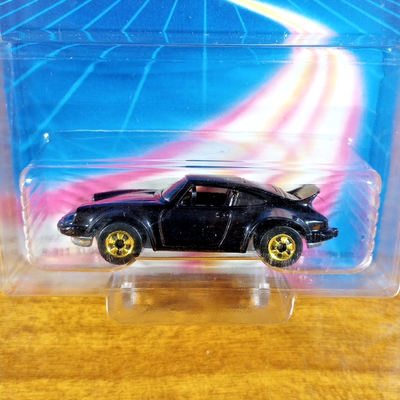 Hot Wheels Porsche P-911 Turbo Black No Tampo Gold BW Blackwall