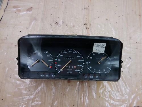 Tacho Kombiinstrument VW Passat TeileNr.: 357919033AC