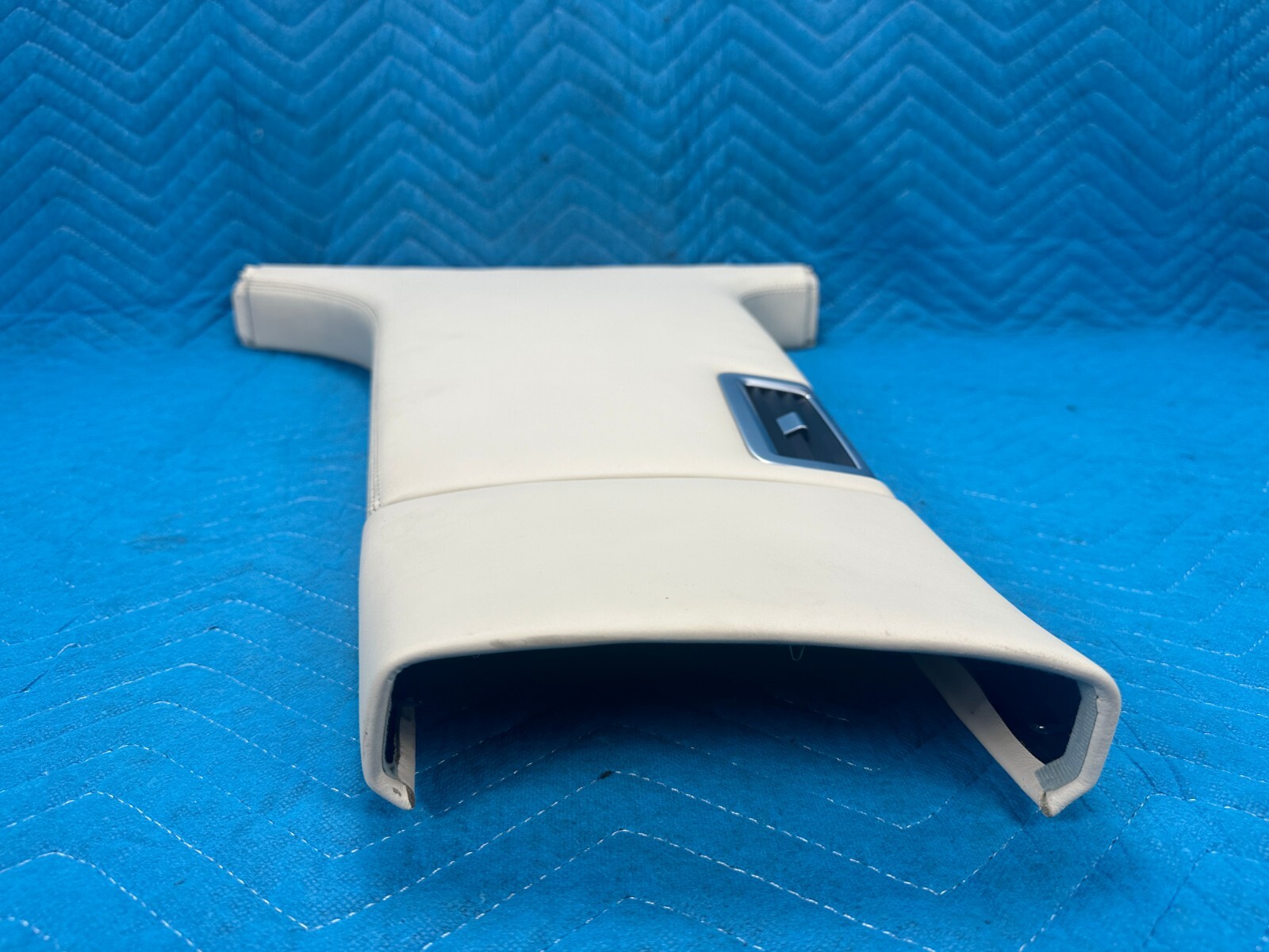 Bentley Flying Spur B-Pillar Lower Trim Panel Driver's Side Ivory 2008-2012 OEM