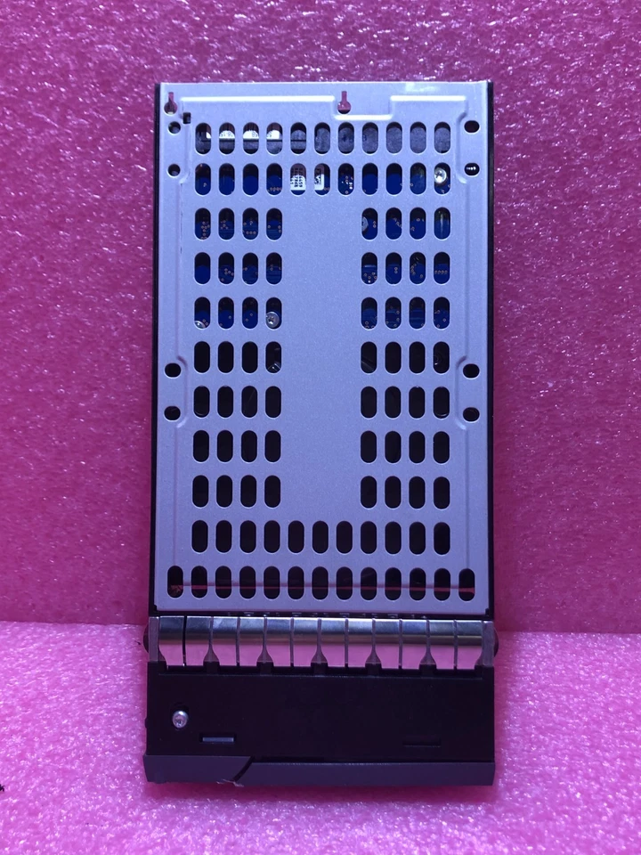 Strong-IT NetApp 3TB SATA 6G 7.2K HDD - Image 2 of 4