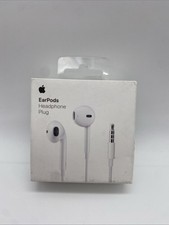 Apple EarPods In Ear Canal Headset - White MNHF2AM/A  New in Original Box