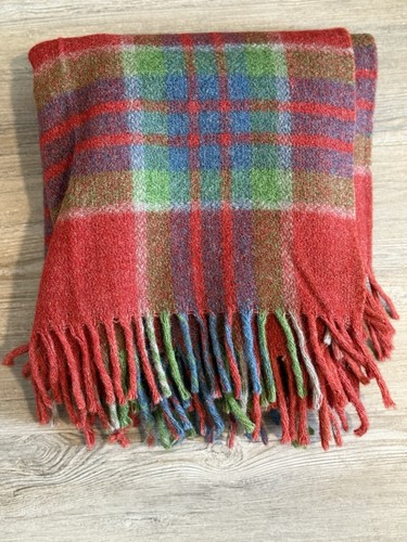 Wolle Plaid Überwurf Decke Fransen Quastenborte rot blau grün