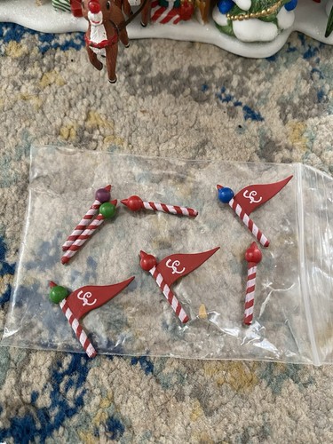 Dept 56 Rudolph Santa's Castle North Pole Series 56.56768 - Picture 4 of 11