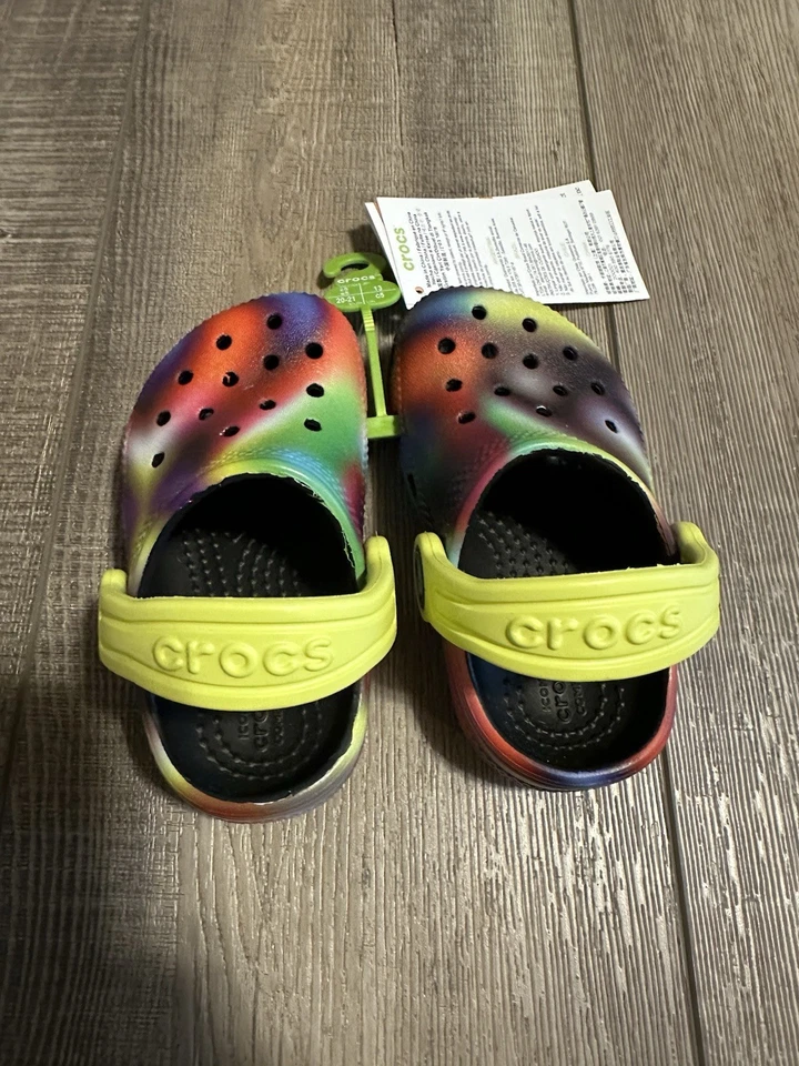 Novos tamancos Crocs icônicos conforto clássico criança tamanho C 5 tingimento de gravata - Imagem 3 de 4