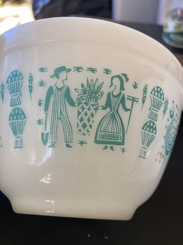 Vintage PYREX 401 Amish Butterprint 1 1/2 Pt. Nesting Mixing Bowl Turquoise[28]