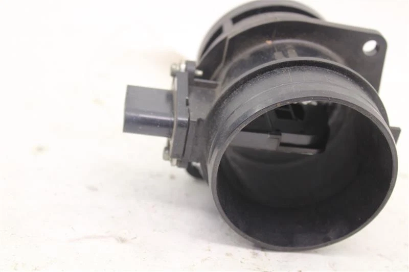 Used Fuel Injection Air Flow Meter fits: 2009 Volkswagen Jetta 2.0 Grade A Foto 3 de 4