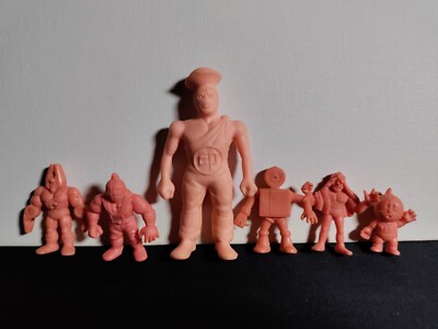 vintage M.U.S.C.L.E action figures lot Plus 1 Big Figure 