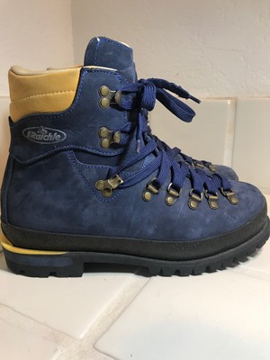 black ankle gumboots