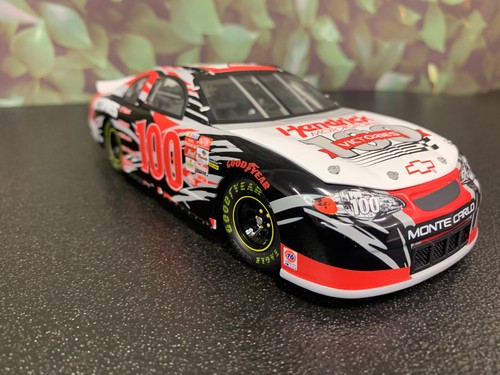 TEAM CALIBER HANDRICK MOTORSPORTS 100 VICTORIES 2002 MONTE CARLO W/DRIVERS 1:24 - Picture 14 of 22