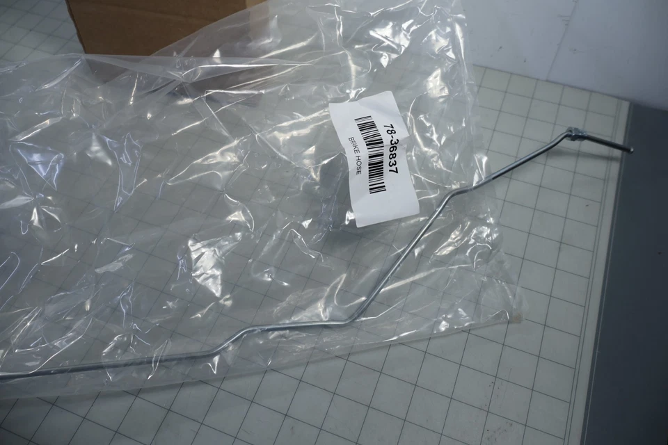 Тормозной шланг Napa 36837 для пикапа Ford Bronco F150 1978-79 годов выпуска 1/2 тонны НОВЫЙ - Изображение 3 из 4