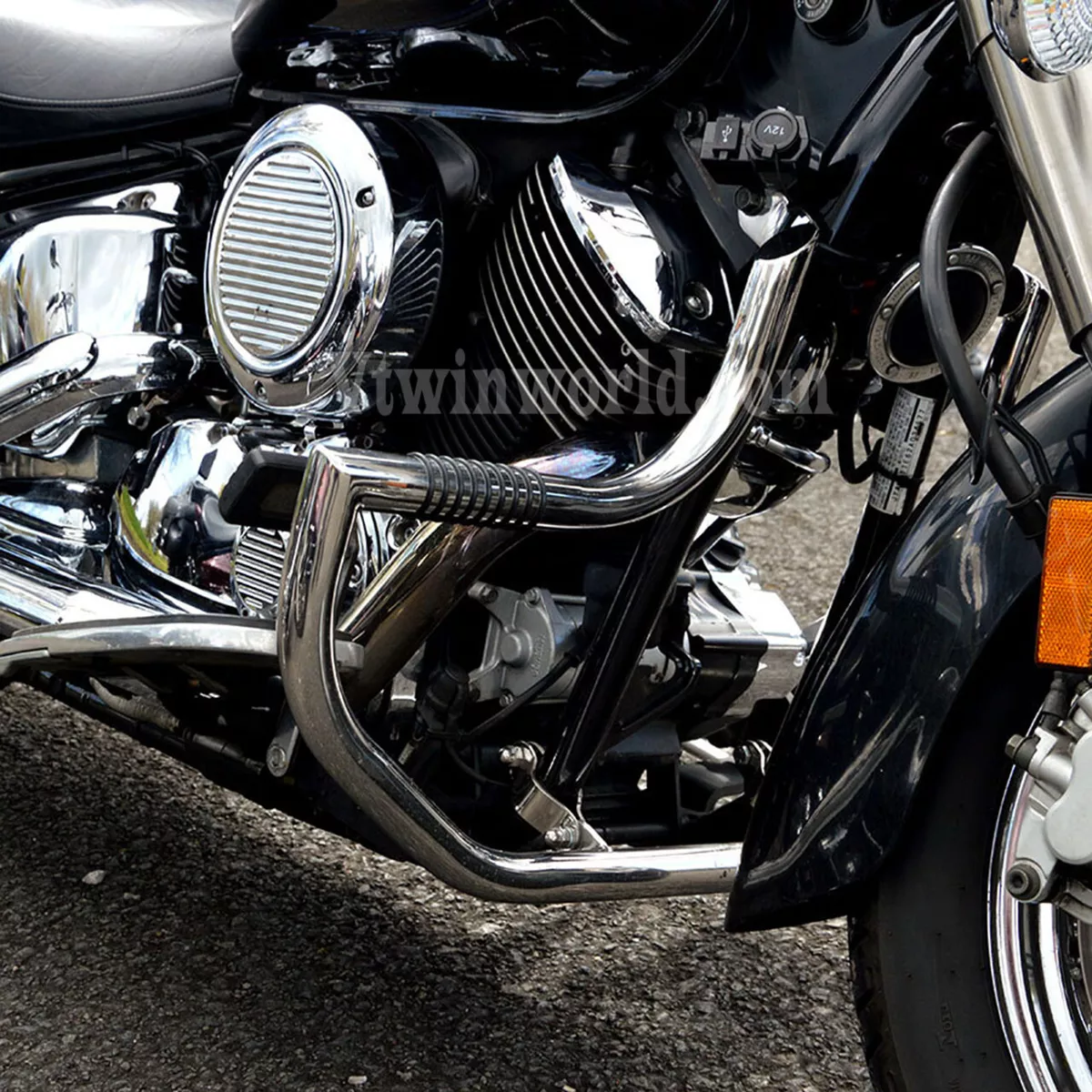 Yamaha V star XVS 1100 Custom A Classic Crash Bar Engine Guard w