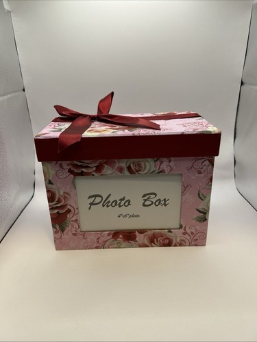 Beautiful Flower Decorated Photo Storage Box, Holds 4”x 6” Photos Box 8”x6”x4.5” - Picture 1 of 11